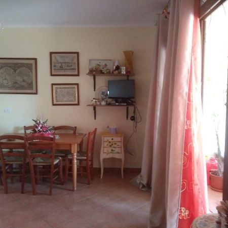Appartamento Borgo la Vigna Trinità dʼAgultu Esterno foto