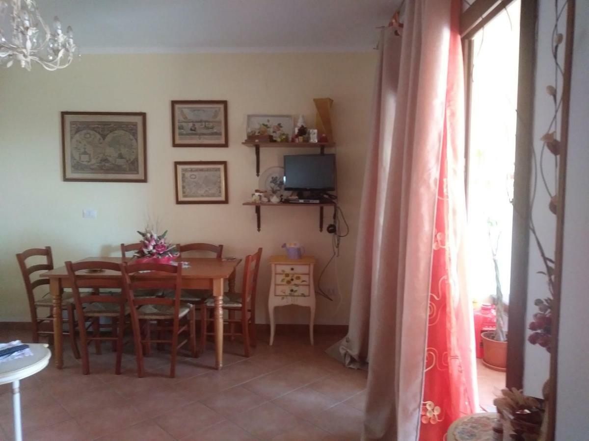 Appartamento Borgo la Vigna Trinità dʼAgultu Esterno foto